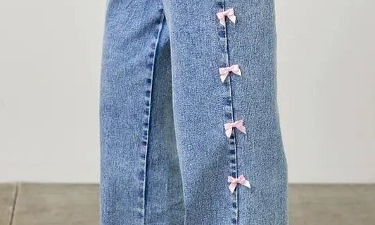 Wide Leg Jeans with Side Pink Bows